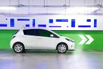Toyota Yaris Hybrid 2012 года